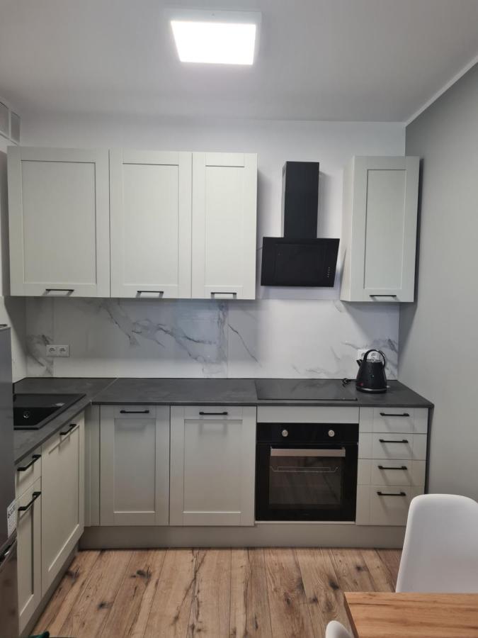 Apartament W Centrum IV Apartment อุสตกา ภายนอก รูปภาพ